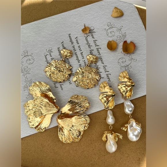 Long Pearl Tassel Earrings - Picture 4 of 5